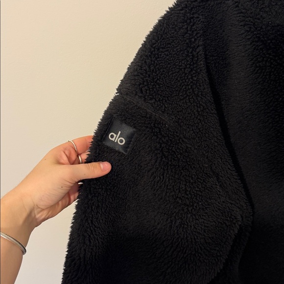 ALO Yoga Black Teddy Jacket - Picture 7 of 7